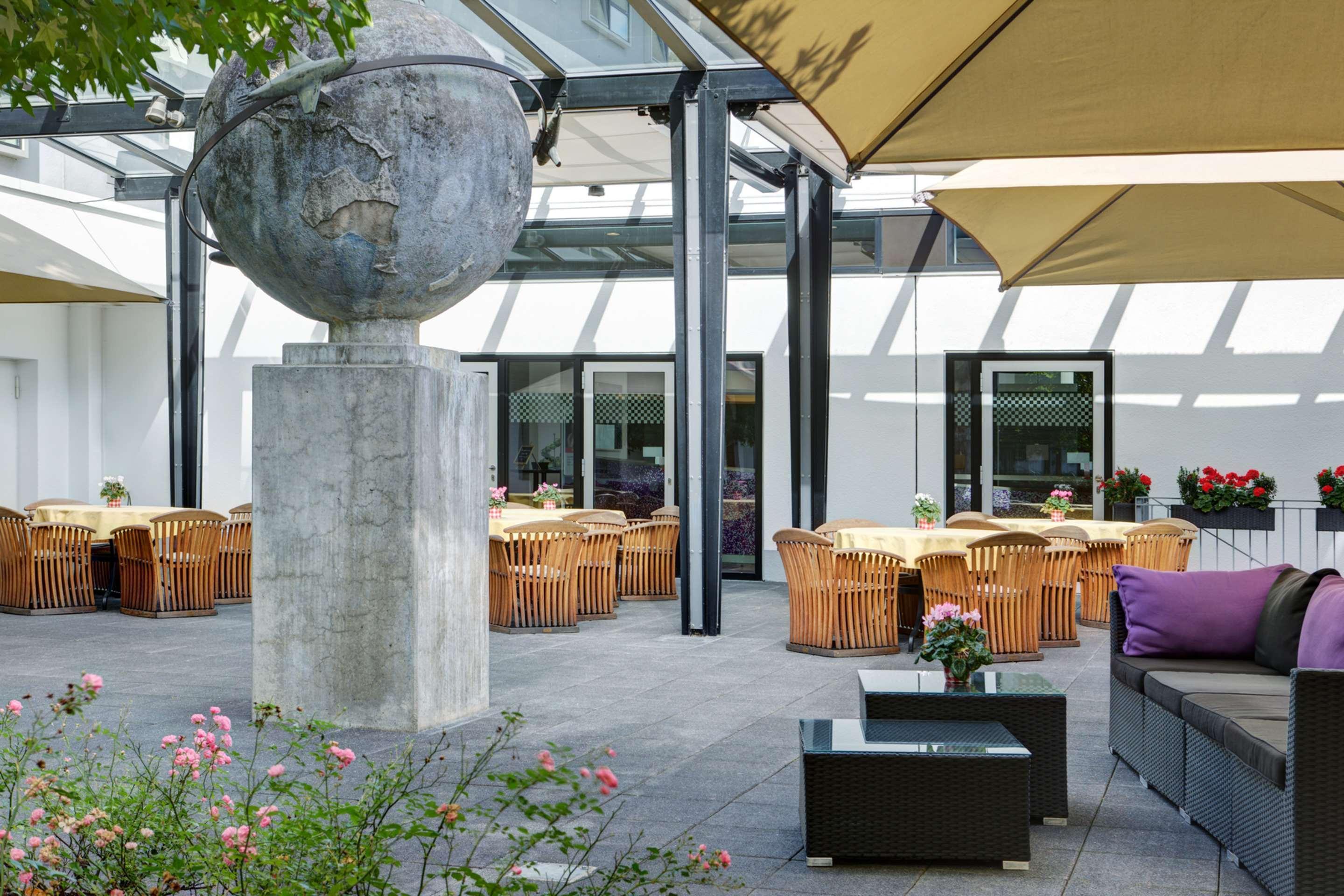 Intercityhotel Frankfurt Airport Frankfurt am Main Exterior photo