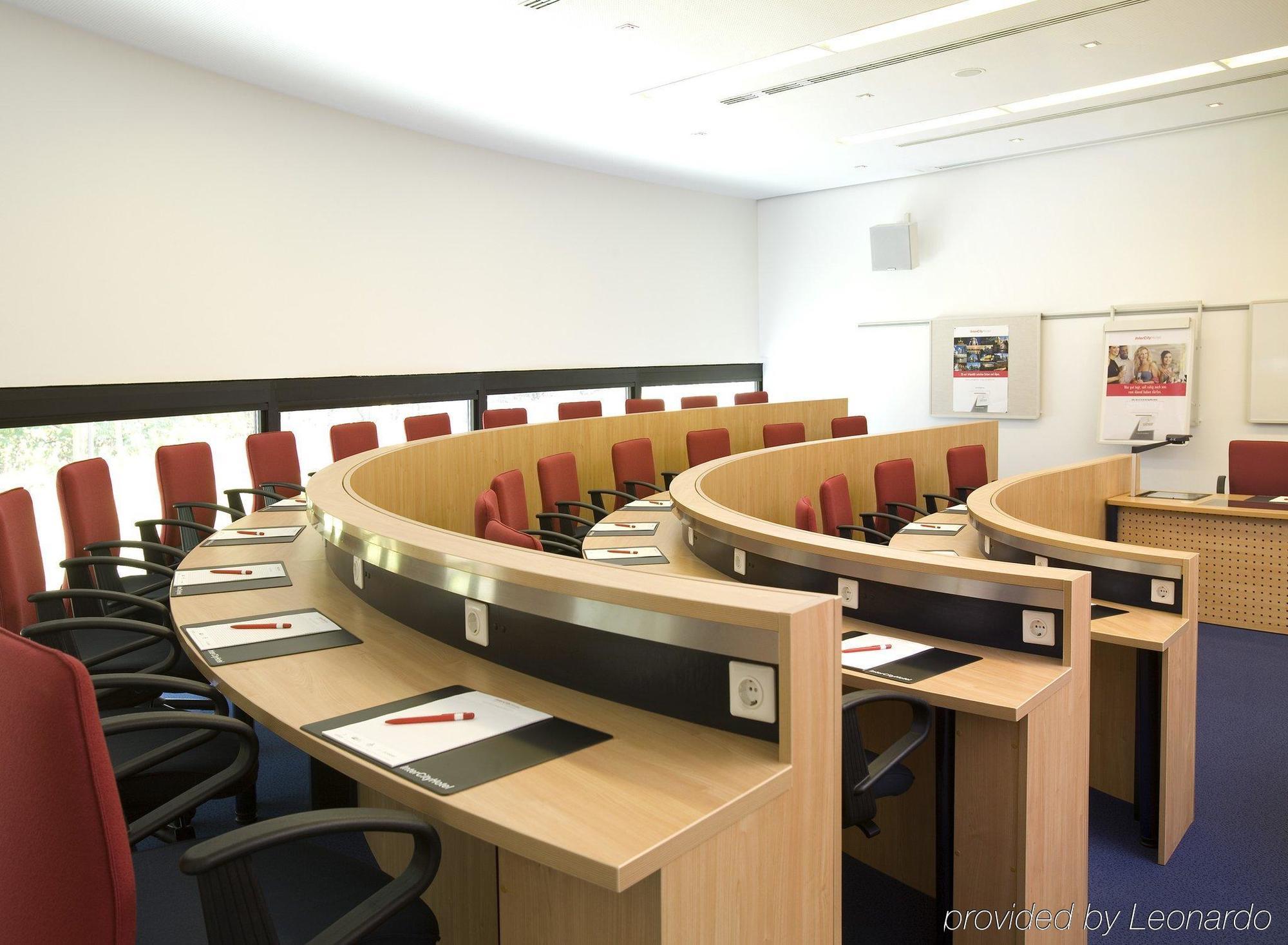 Intercityhotel Frankfurt Airport Frankfurt am Main Business photo